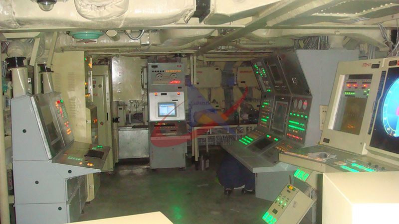 航空母艦情報艙復原